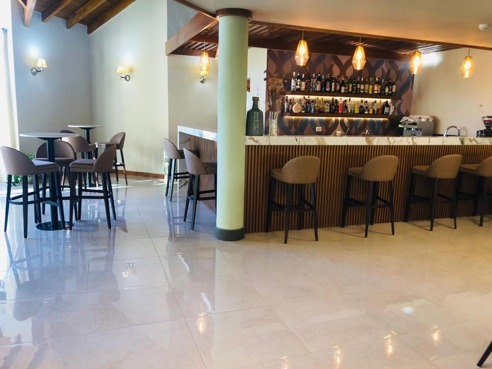 Konke Calafate Hotel El Calafate Buitenkant foto